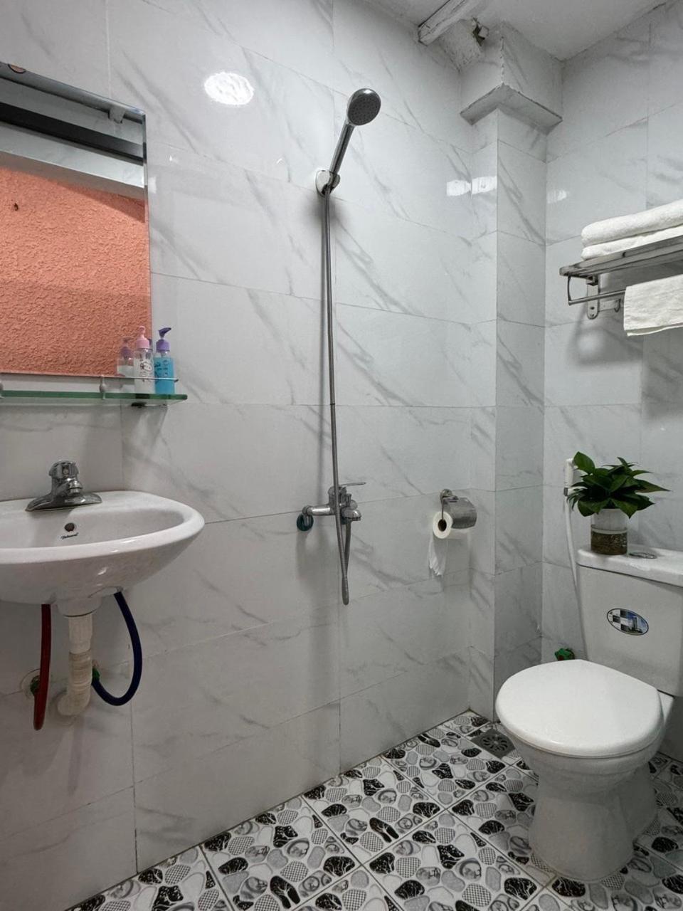 Quynh Moon Homestay هانوي المظهر الخارجي الصورة